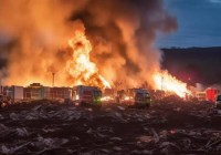 12死悲剧！烟花爆竹爆燃事故调查报告揭露惊人真相